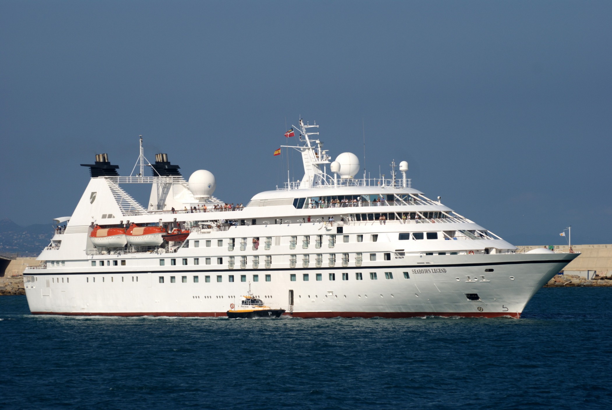 Cruise liner Seabourn Legend from Seabourn Cruise Line cruise prices