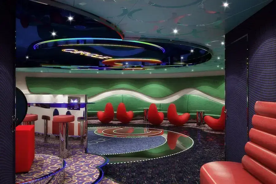 Carnival Breeze.webp