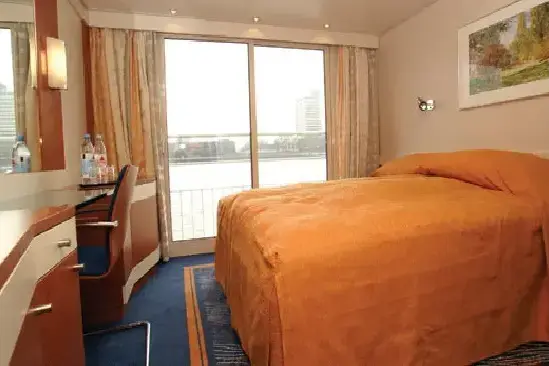 Каюта категории А, В   Верхняя и средняя палуба.webp