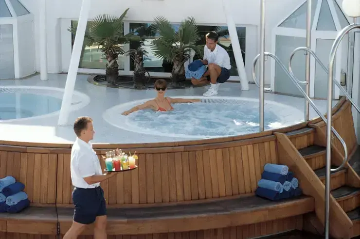 Seabourn Legend.webp