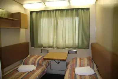 Двухместная одноярусная каюта.webp