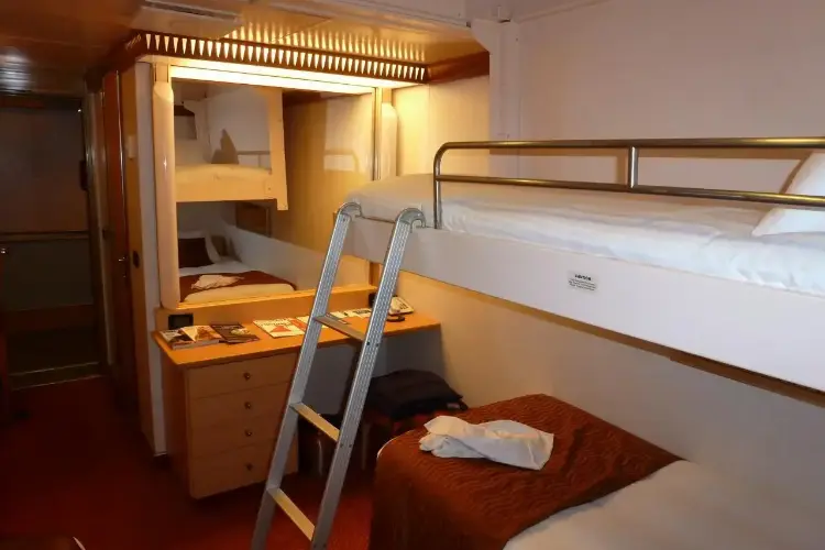 U-Carnival-Dream-7288-4feca9d5dabd2.webp