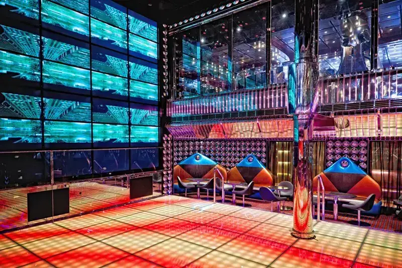 Ночной клуб Discoteca Babylon.webp