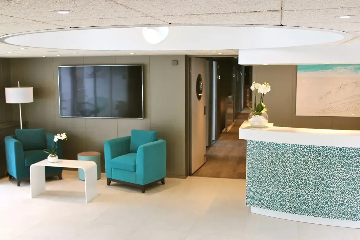 IMG_0565Теплоход MIGUEL TORGA 5 Якорей.webp