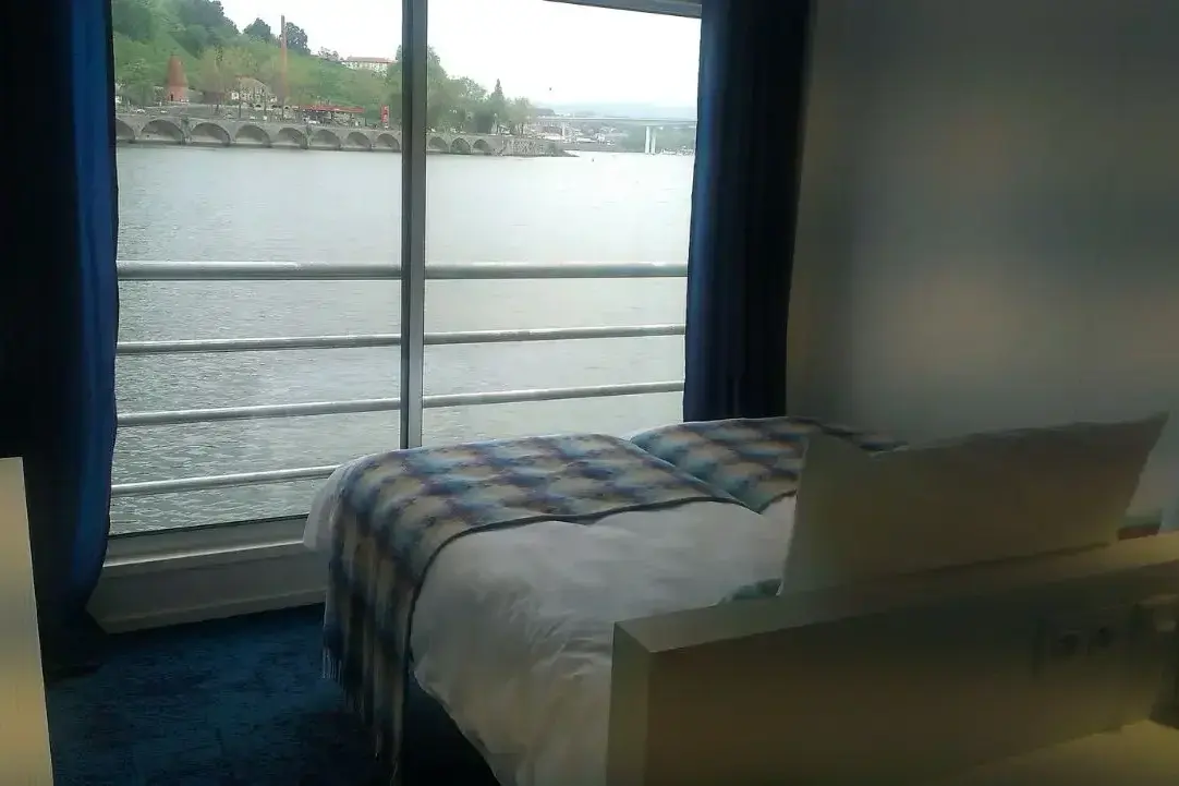 IMG_3336Каюта DELUXE ПРЕМИУМ на Средней палубе.webp