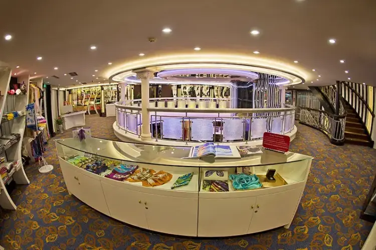 giftshop.webp