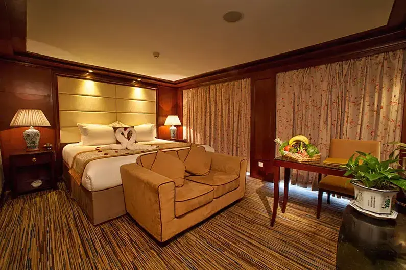 deluxe_suite1на палубах PROMENADE, BRIDGE, OBSERVATION c балконом.webp