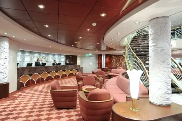 MSC1012840_Ship_MSC_Magnifica.webp