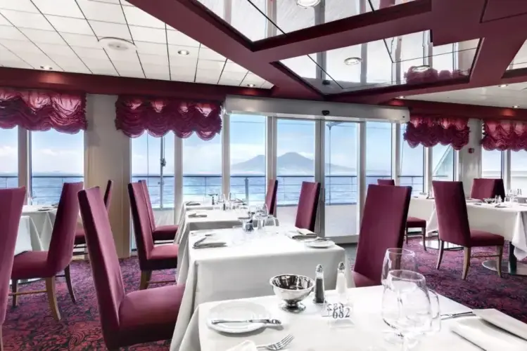 16 MSC Sinfonia, Il Covo Restaurant.webp