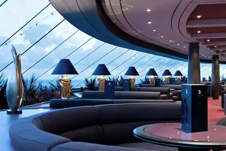 MSC-Yacht-Club-Top-Sail-Lounge_tcm13-113190.webp