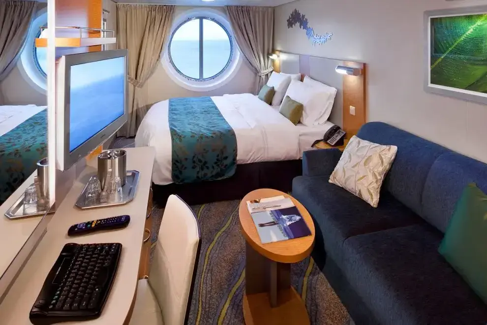 RCI_Oasis-Staterooms_HiRes-tif_Oceanview-CatI-sized-1240x660.webp