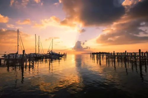 Еліс Таун / Багамскі о-ви