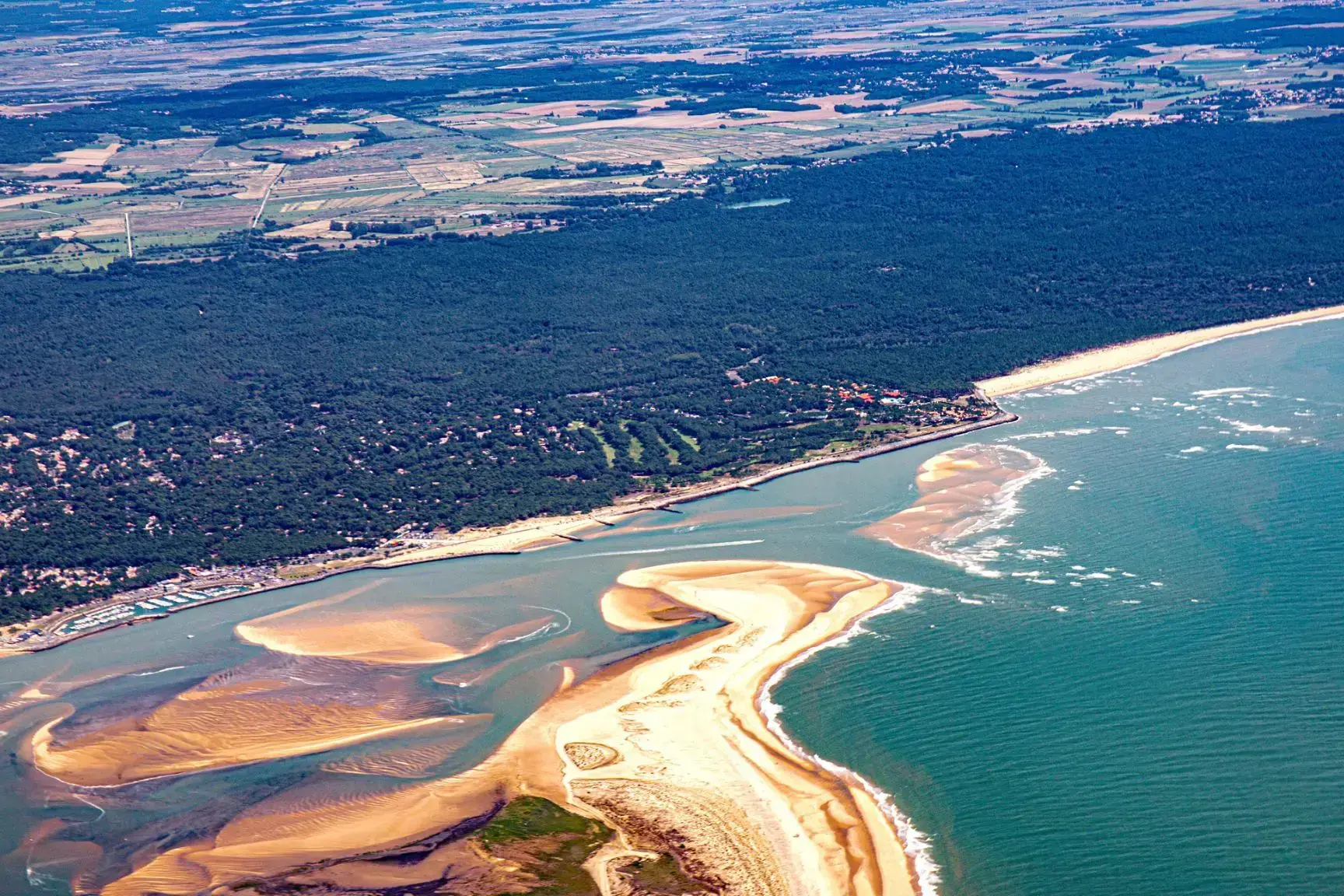 2388322_Estuary de la Gironde.webp