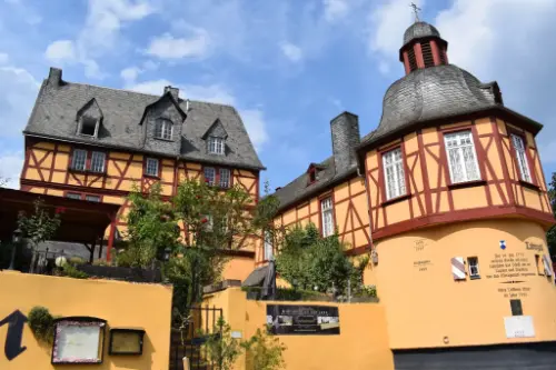 Нідерланштайн