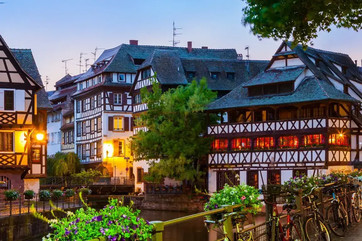 csm_AdobeStock_314741899_strassburg_fd07ccf10f.webp