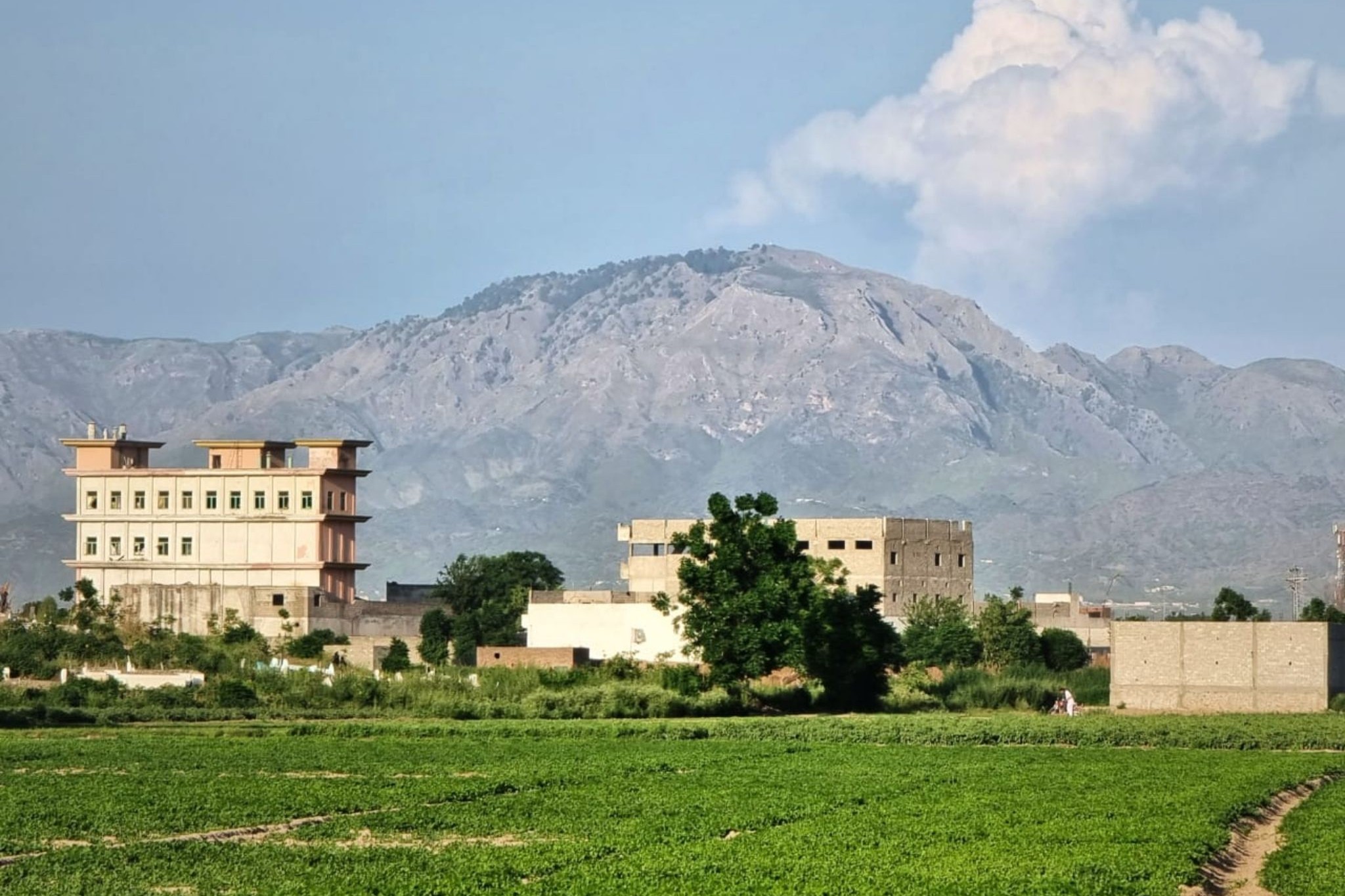 47400_Kachi kothi.jpg