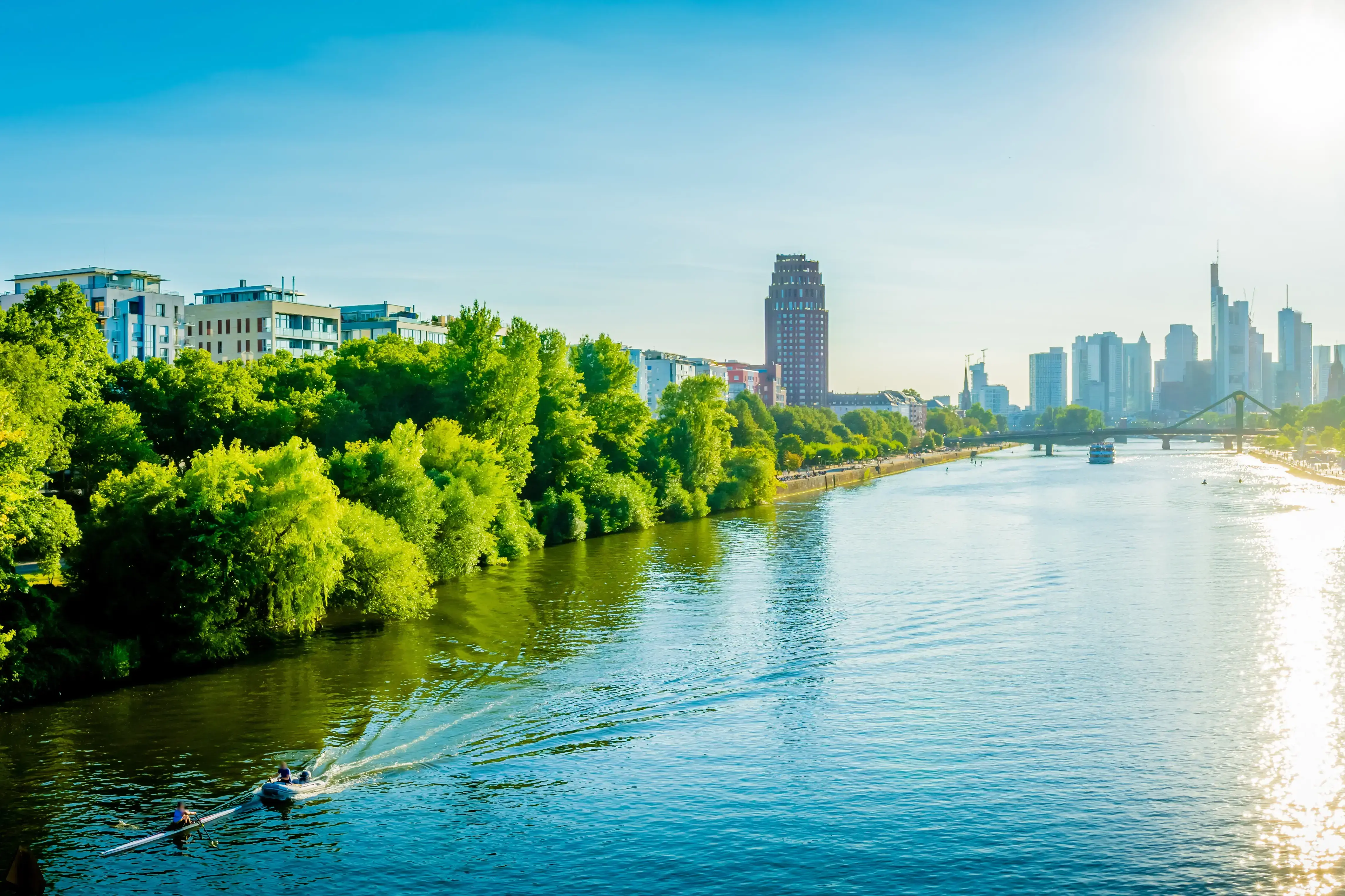 frankfurt-adobestock-214218880-zuschnitt.webp