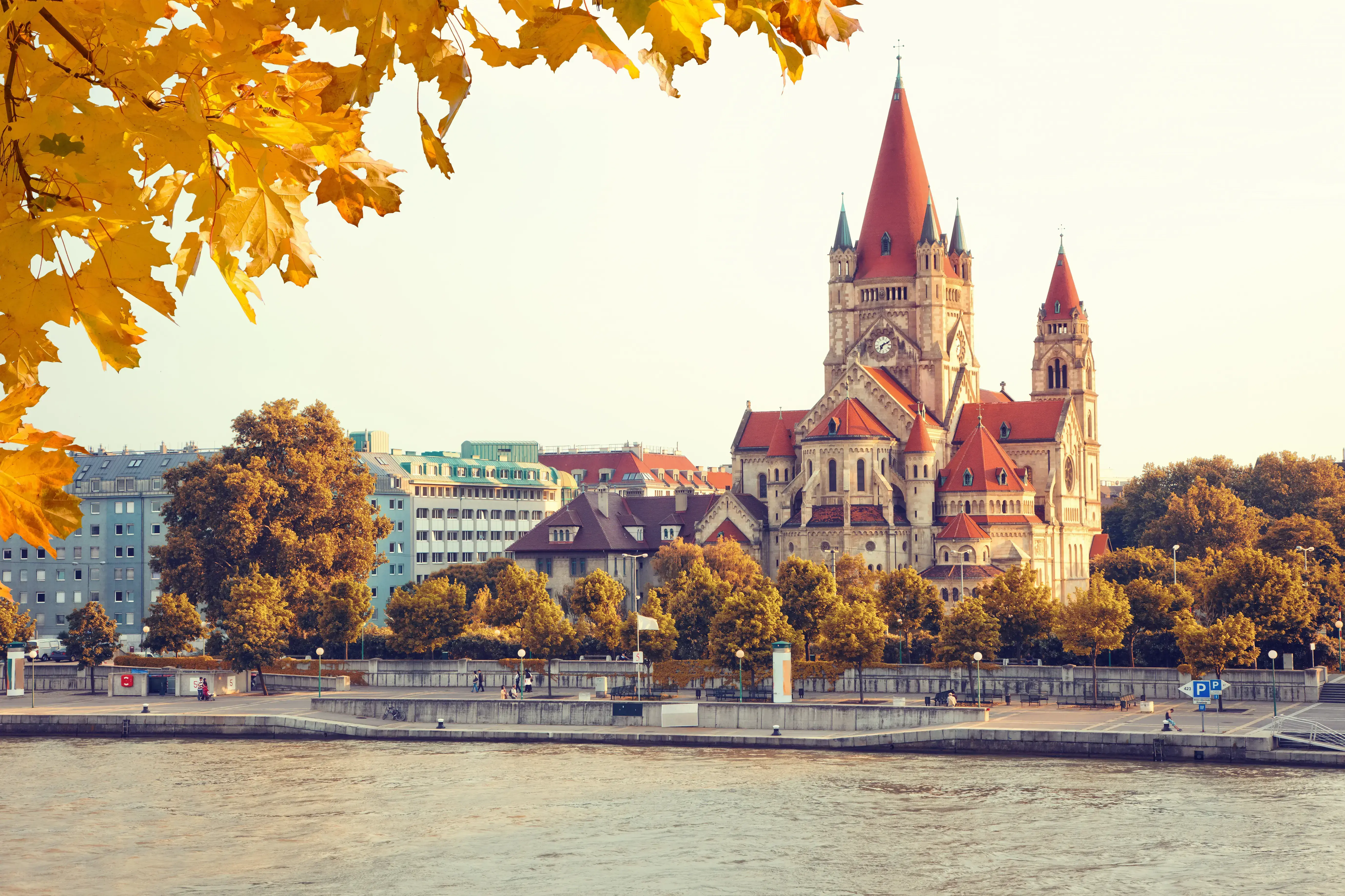 wien-adobestock-92058301-1.webp