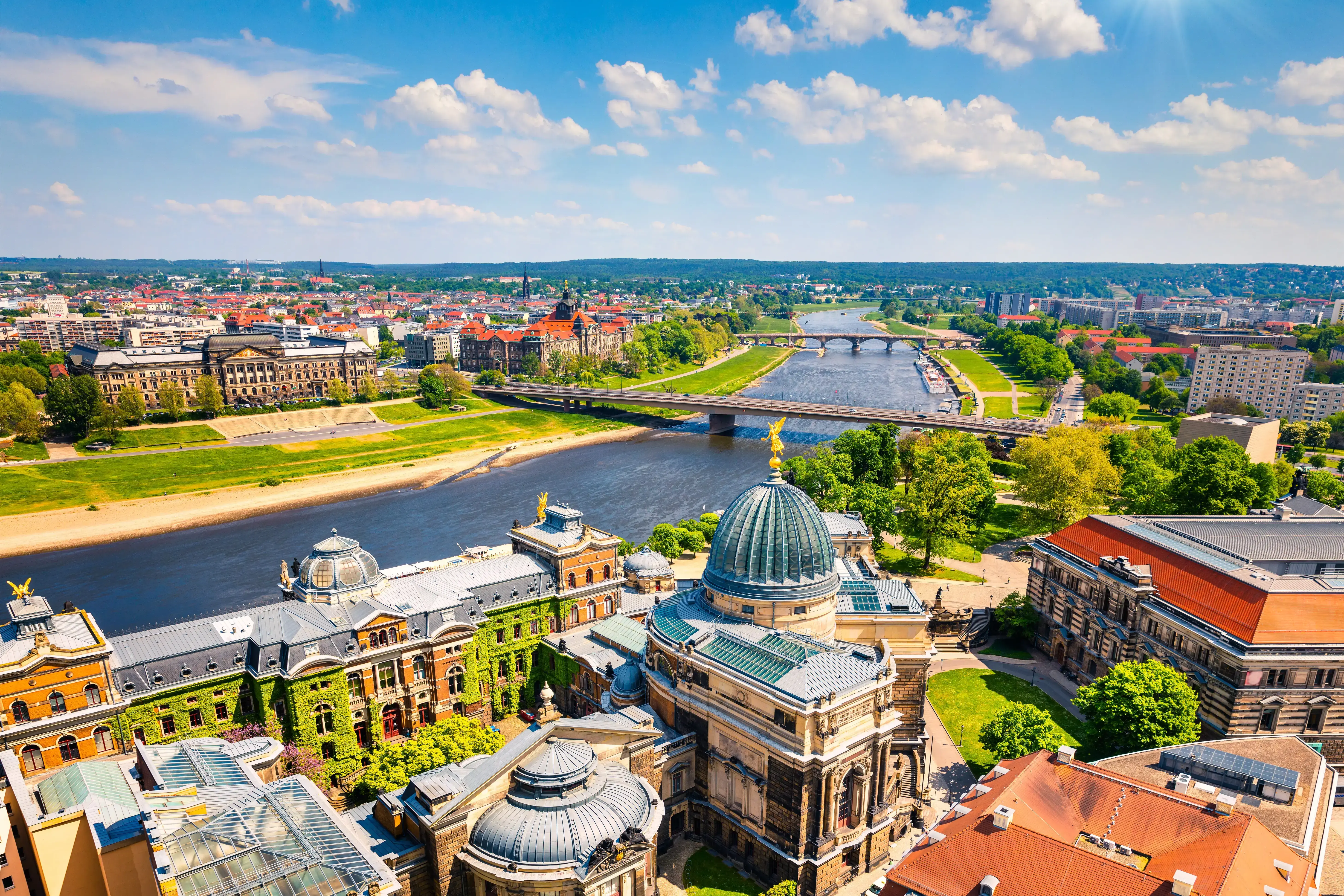 dresden-adobestock-151210161.webp