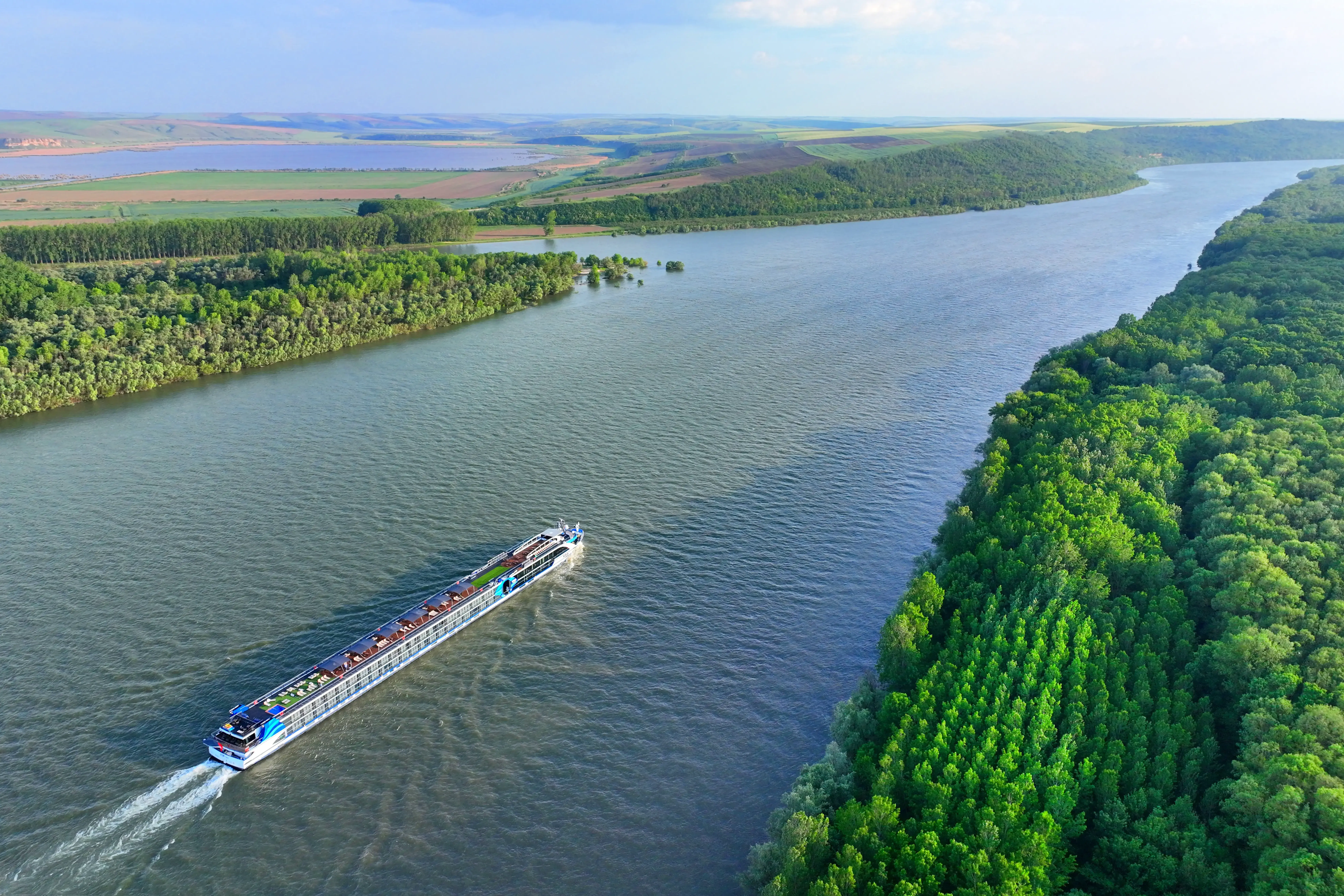 viva-two-18-05-2023-danube-river-09.webp