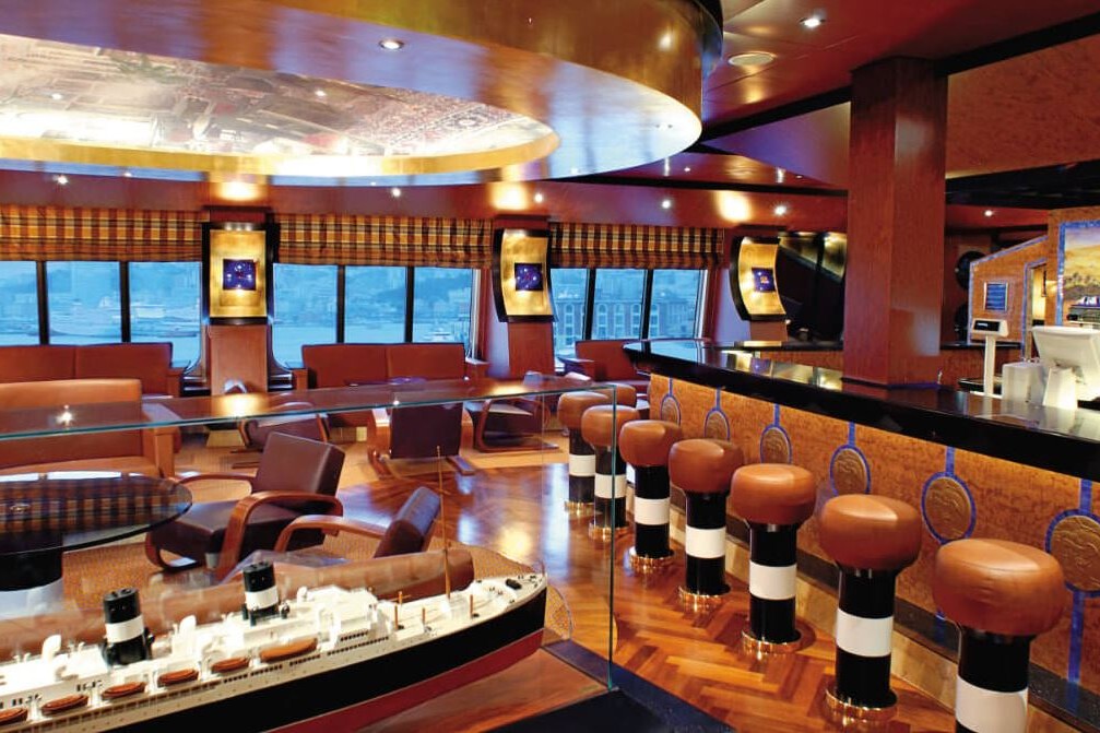 Costa Fortuna- Bar.JPG