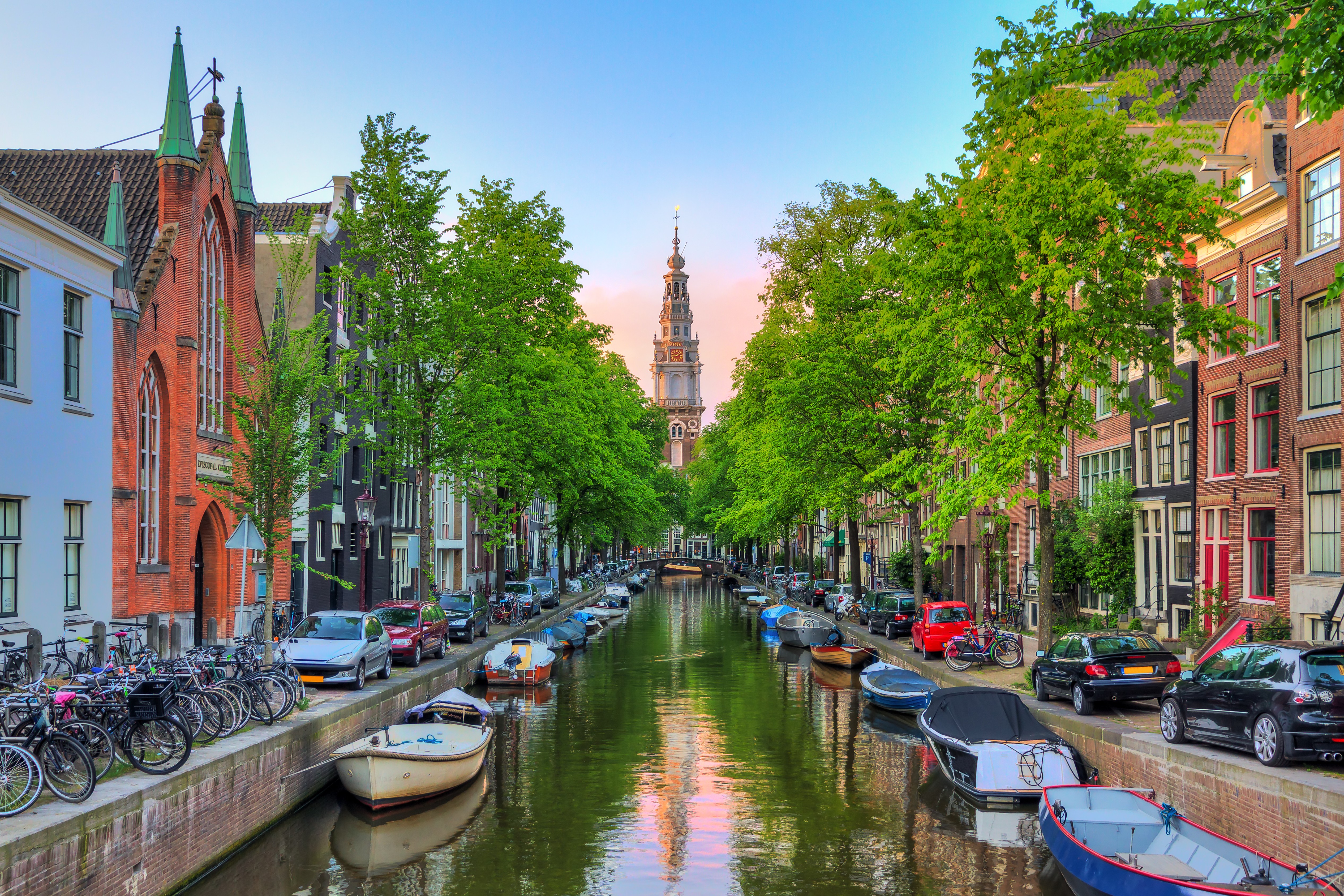 amsterdam-adobestock-222452912.jpeg
