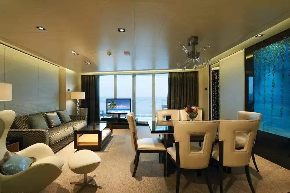 H2 The Haven Deluxe Owner's Suite 3.webp