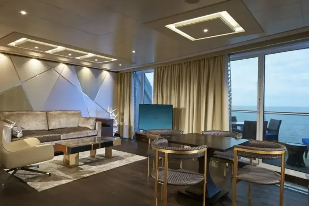 1 ncl-norwegian-joy-H2.webp