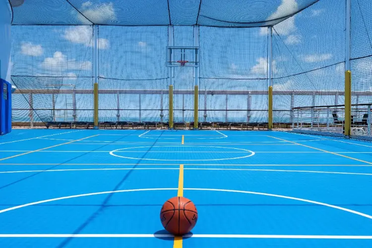 NCL, Norwegian Sky, Sports Court 1.webp