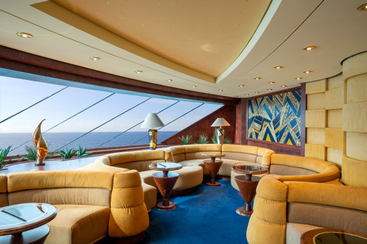 MSC25040012MSC Fantasia, MSC Yacht Club  Top Sail Lounge.png