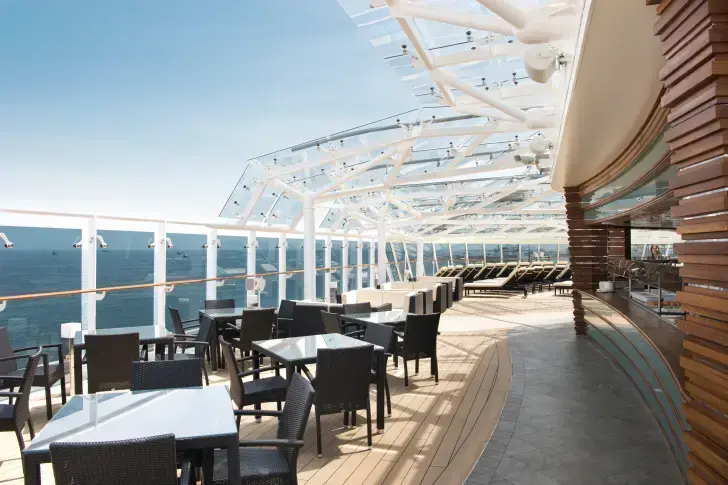 MSC17010802MSC Meraviglia, MSC Yacht Club Grill.webp