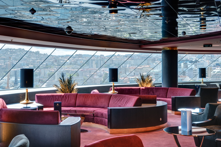 MSC17010858MSC Meraviglia, MSC Yacht Club - Top Sail Lounge.png