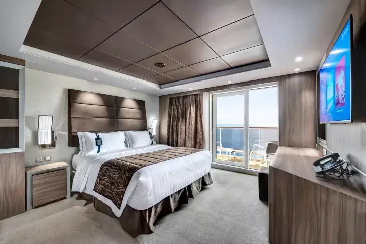 MSC17011236MSC Meraviglia, MSC Yacht Club Royal Suite with whirlpool bath (YC3).webp