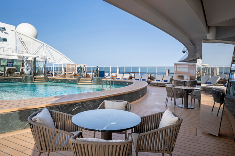 MSC21007898MSC Seashore, MSC Yacht Club Pool.png