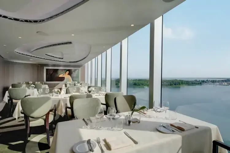 MSC18015432MSC Seaview, MSC Yacht Club Restaurant.webp