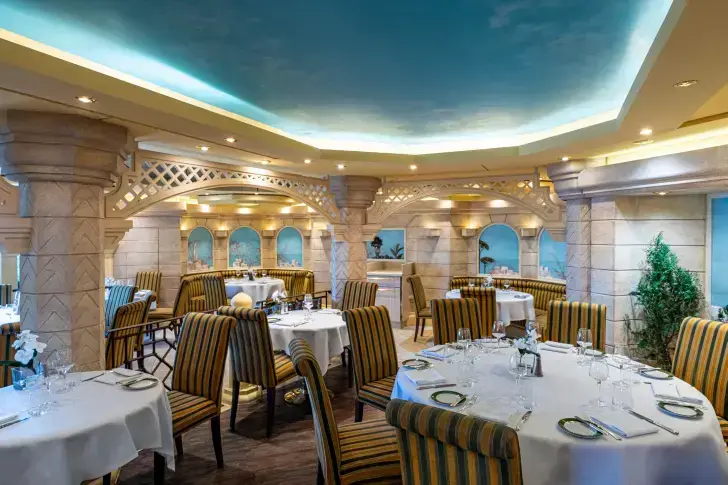 MSC25042589MSC Splendida, MSC Yacht Club - L'Olivo Restaurant.webp