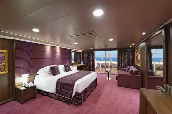 MSC13014835MSC Preziosa, MSC Yacht Club Deluxe Suite for guest with disabilities or reduced mobility.webp
