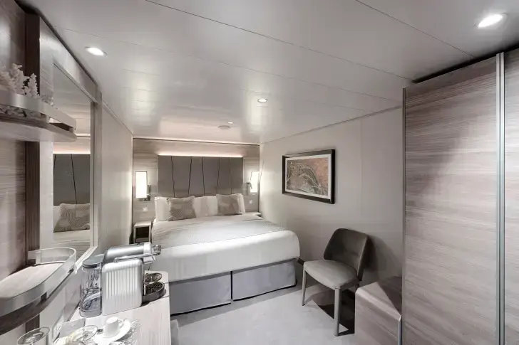 MSC25038079MSC World Asia, MSC Yacht Club Interior Suite (YIN).webp