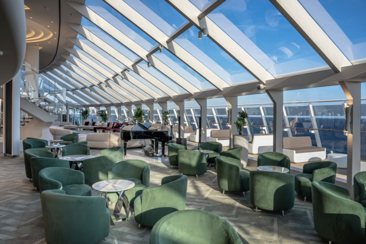 MSC22013080MSC World Europa, Top Sail Lounge.png