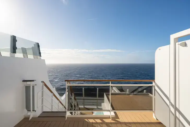 MSC23015155MSC World Europa, MSC Yacht Club Duplex Suite with Whirlpool bath (YJD).webp