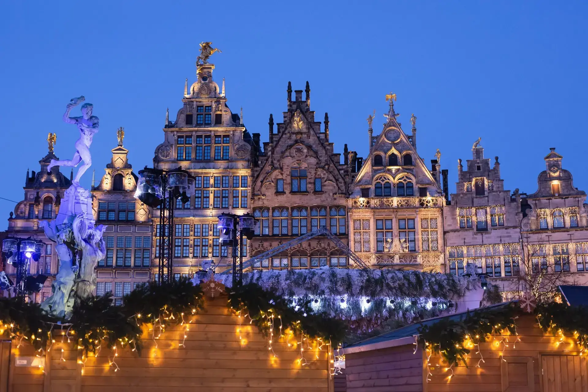 csm_AdobeStock_387972759_antwerpen_weihnacht_d9e2f2d7a5.webp