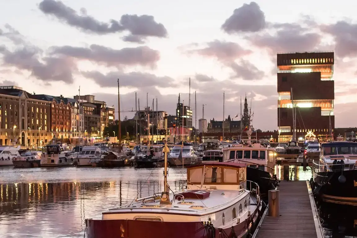csm_AdobeStock_295792613_antwerpen_535fbbeb0c.webp