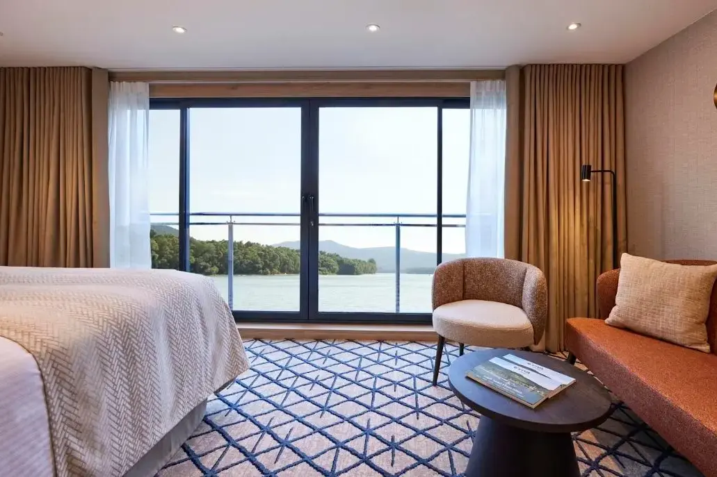 Suite Diamond 4.webp