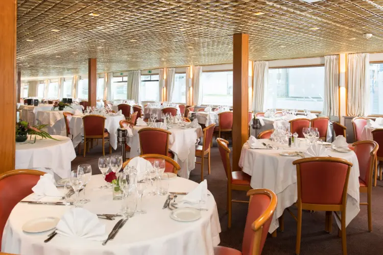 Restaurant Seine Princess.webp