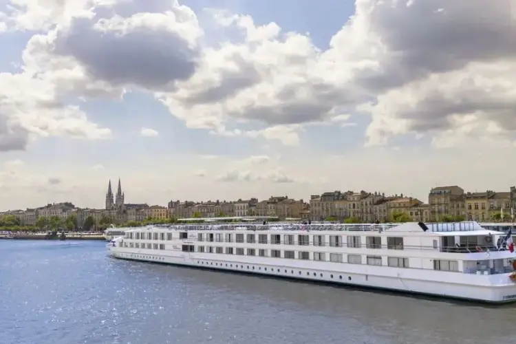 MS-Cyrano-de-Bergerac.webp