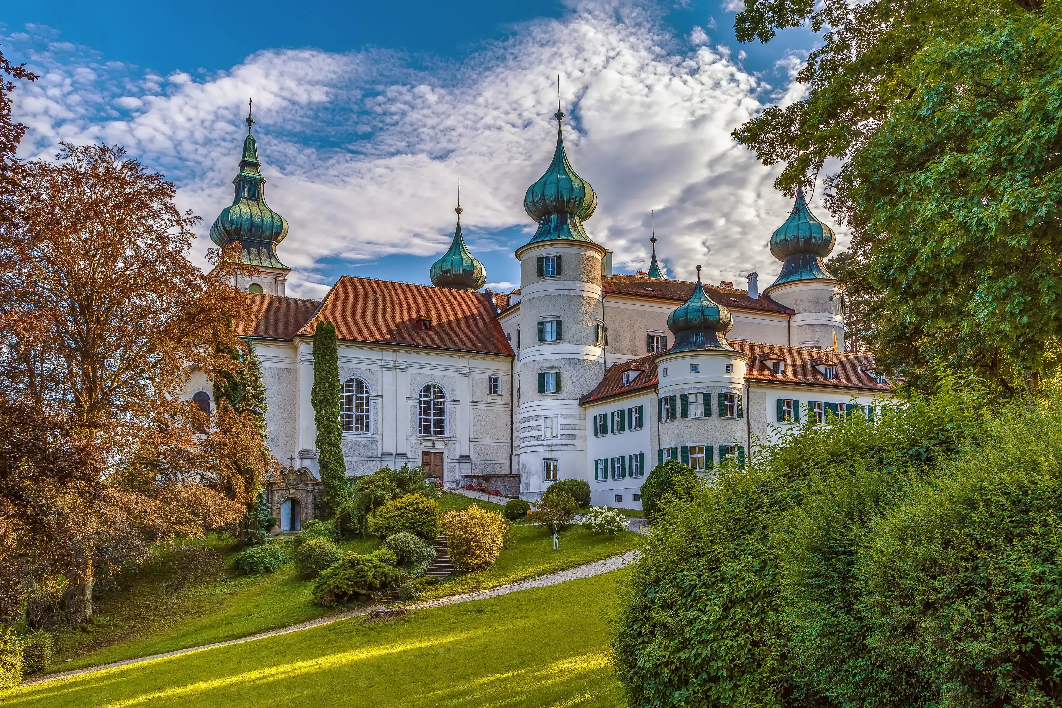artstetten-adobestock-123670330.webp