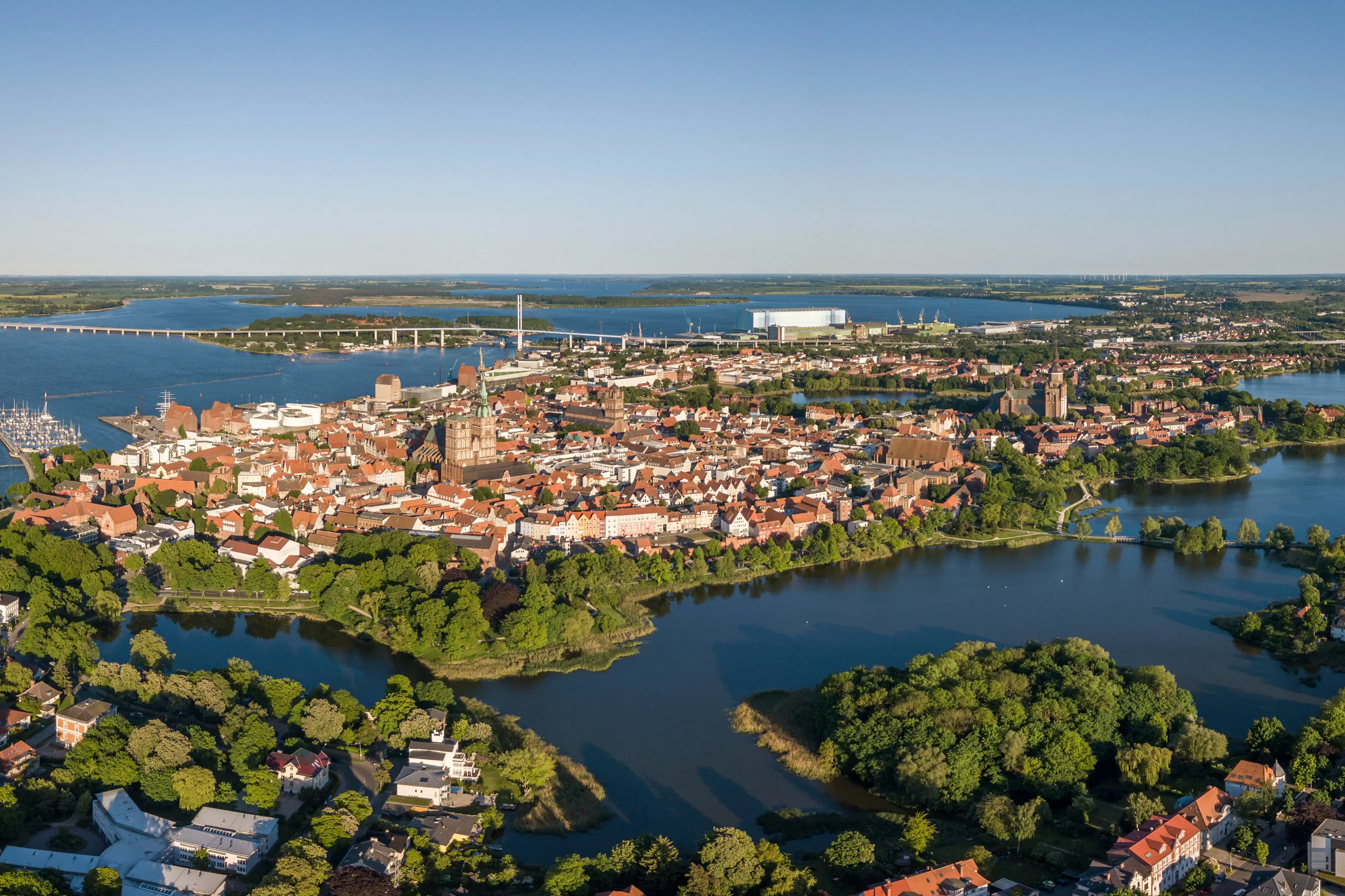 stralsund-adobestock-207196578.webp