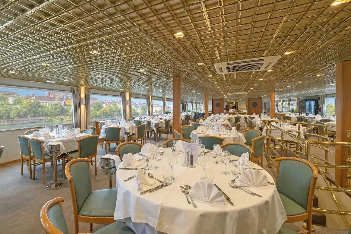 MS Leonardo Da Vinci Restaurant 5.webp