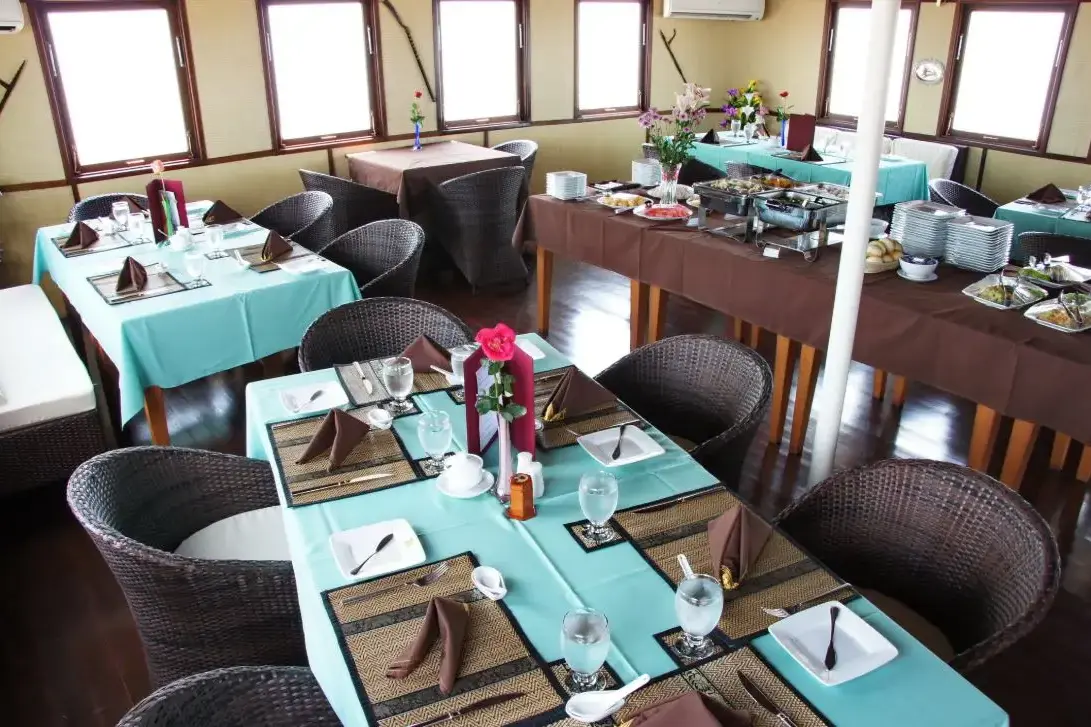 ТТ II Restaurant 3.webp