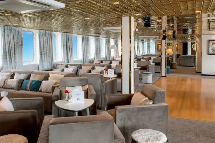 ms-la-belle-de-la-adriatique-panoramalounge-mit-bar-lg.webp